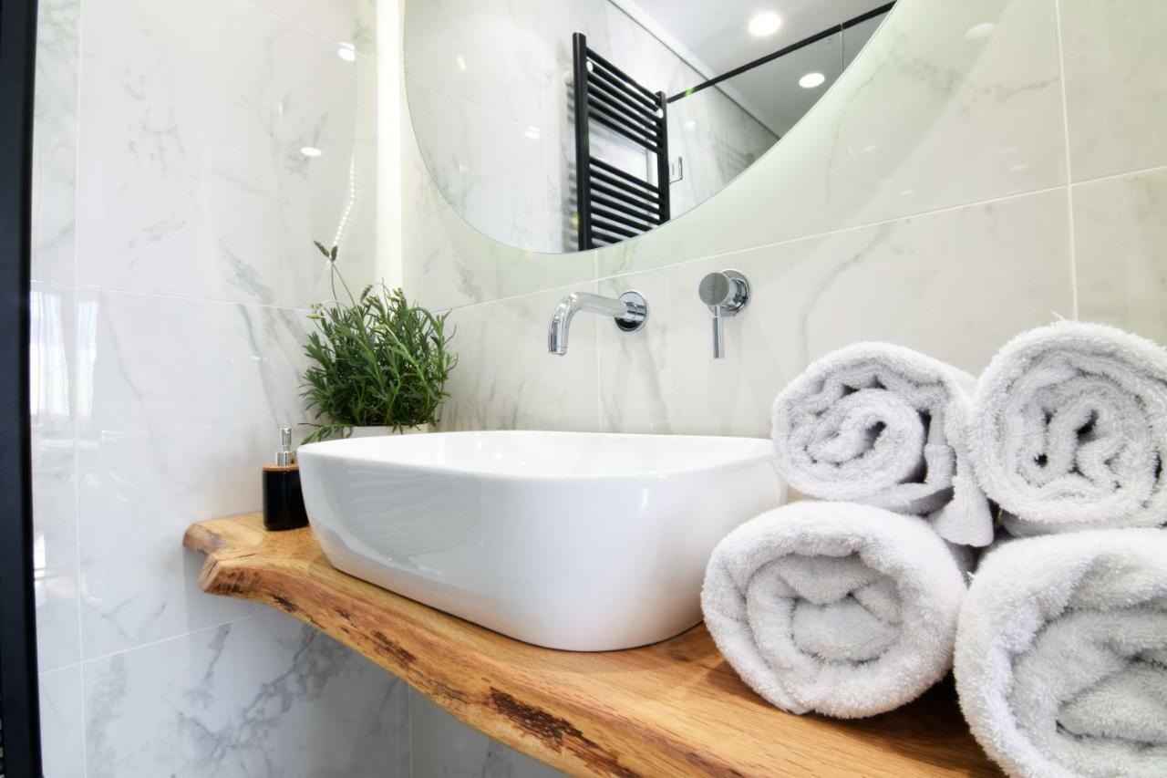 Grey Studios By Skg Apartments Salonicco Esterno foto